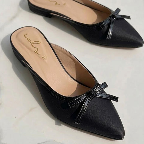 GRACEFUL BOW ACCENT MULE-BLACK