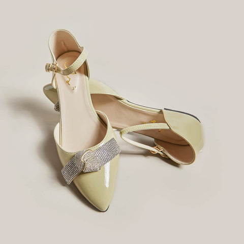 Crystal detail Flat pumps
