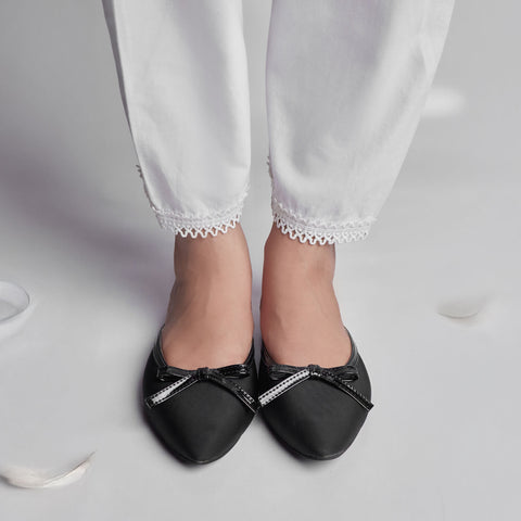GRACEFUL BOW ACCENT MULE-BLACK