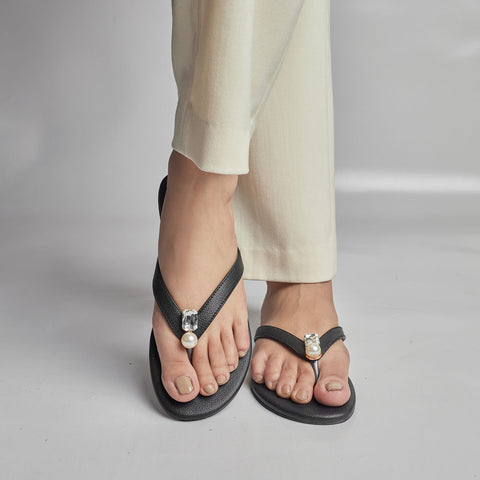 Crystal Dew Pearl Chapal