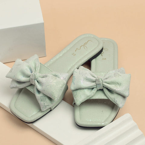 Flora Charm Elegant Slides