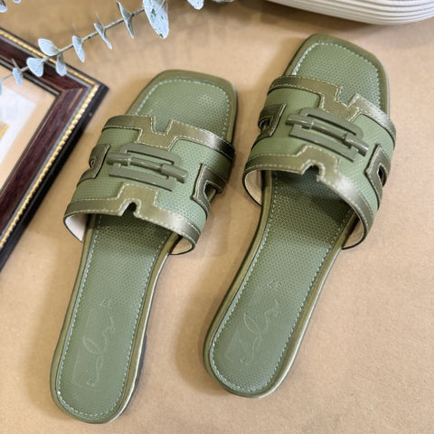 Moda Silk Textured Slides