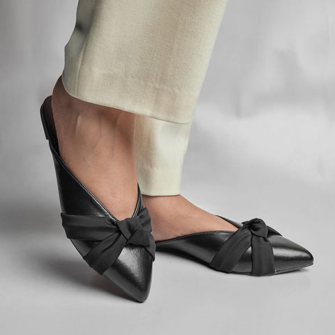 Knot Chic Mule - Black