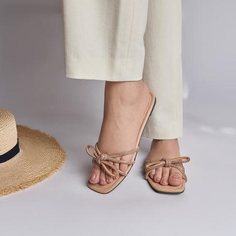 The vibe decore slippers