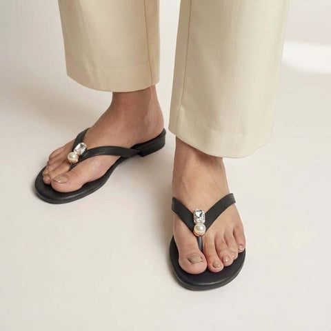 Crystal Dew Pearl Chapal